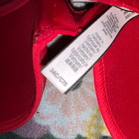 Victoria’s Secret Bras - Picture 3 of 10